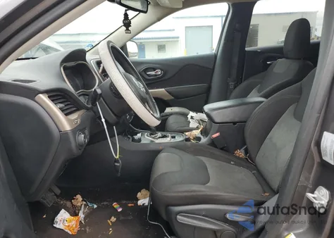 2018 Jeep Cherokee Latitude z USA, uszkodzony, nr VIN 1C4PJMCB5JD502402